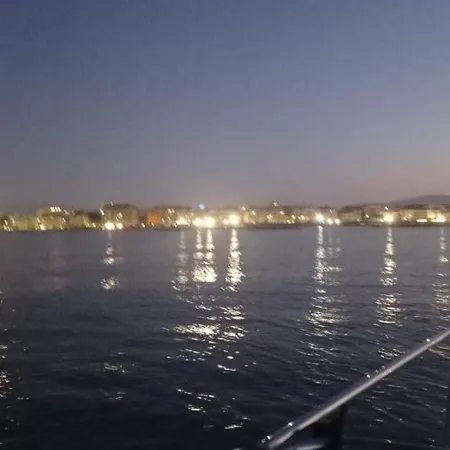 La Vela Fronte Mare Διαμέρισμα *