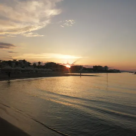 La Vela Fronte Mare Montesilvano Marina