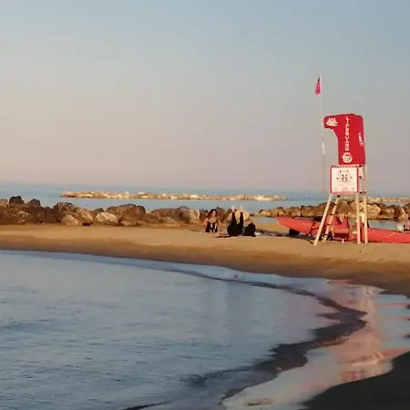 La Vela Fronte Mare