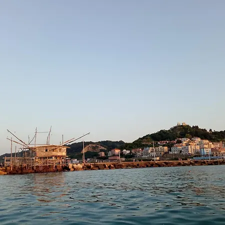 Appartamento La Vela Fronte Mare