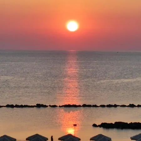 La Vela Fronte Mare *